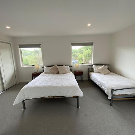 Sandy Point Beach Escape 2 Bedroom Apartment Esterno foto